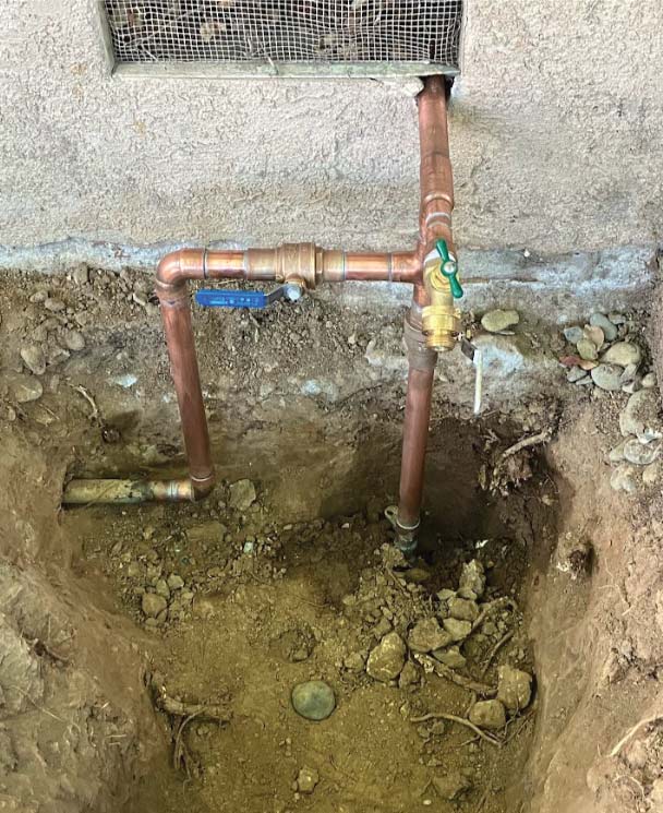 Cleanly installed PEX plumbing system showing the quality and care of our expert repipes service.